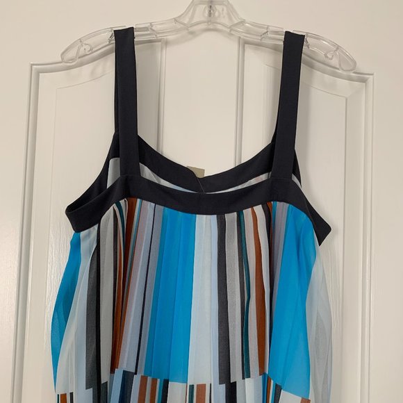 NWT Loft Pleated Tank Top - Picture 2 of 8